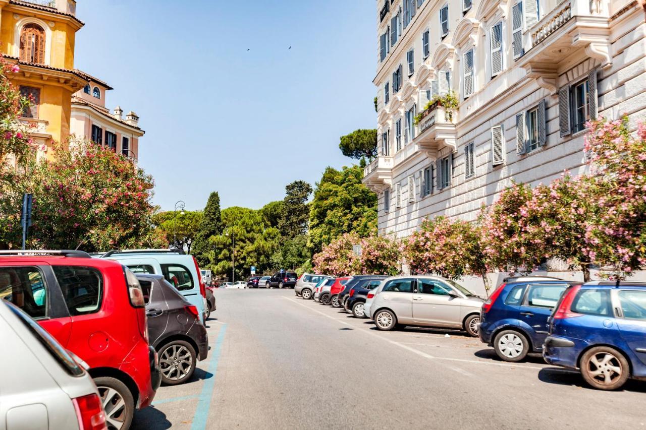 Stop Colosseo Рим Екстер'єр фото